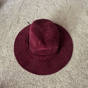 Brand new maroon hat no tags don’t know the brand